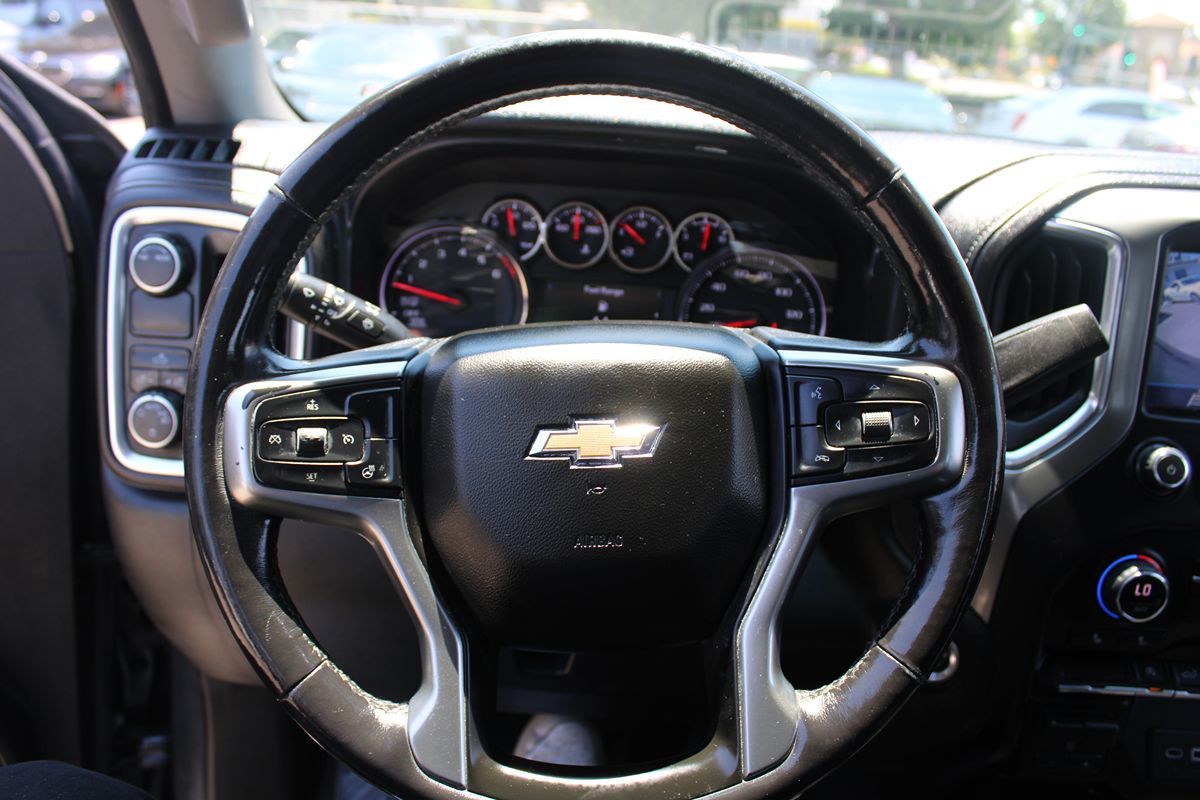 2021 Chevrolet Silverado 1500 LT - Photo 11