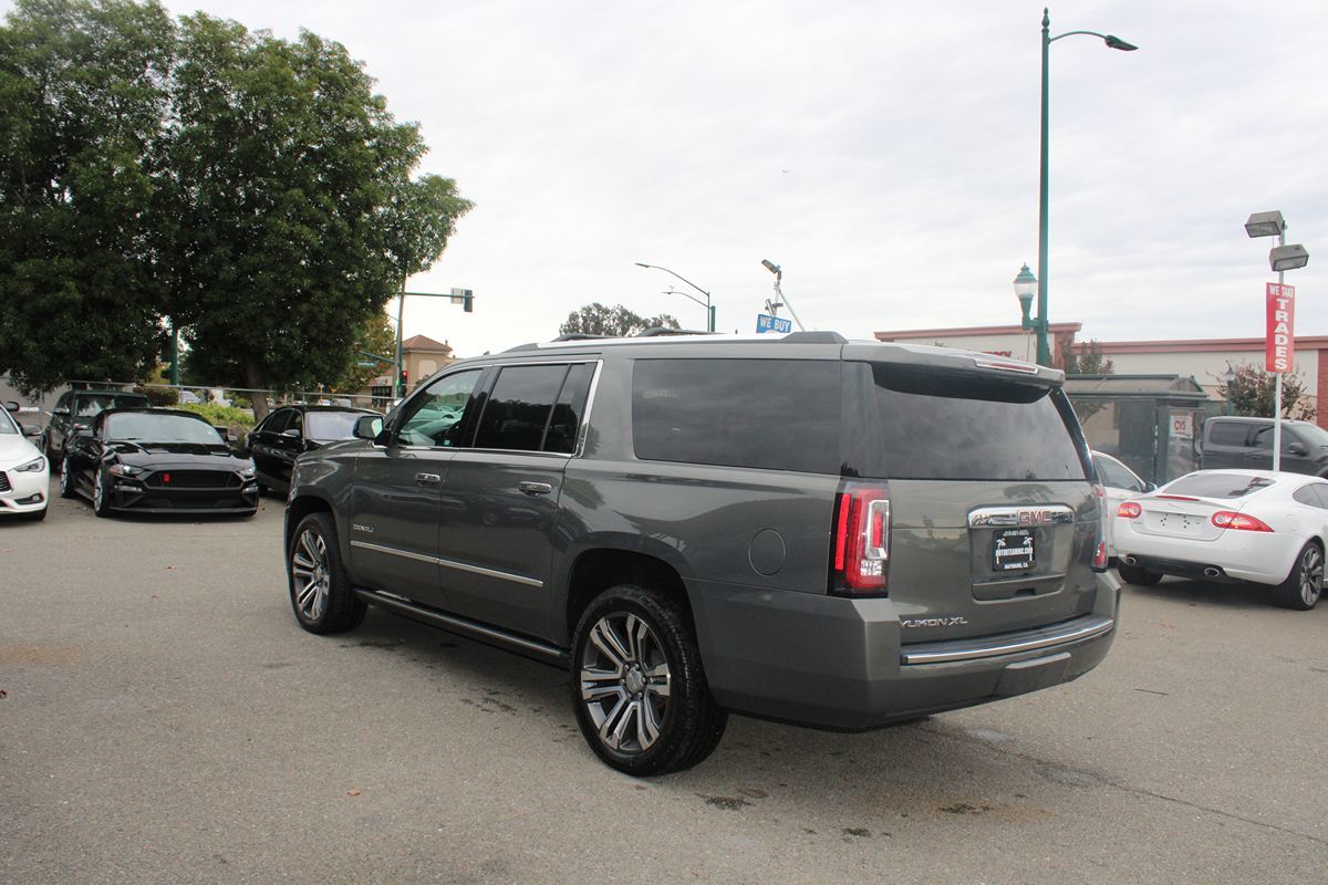 2018 Gmc Yukon XL Denali photo 4