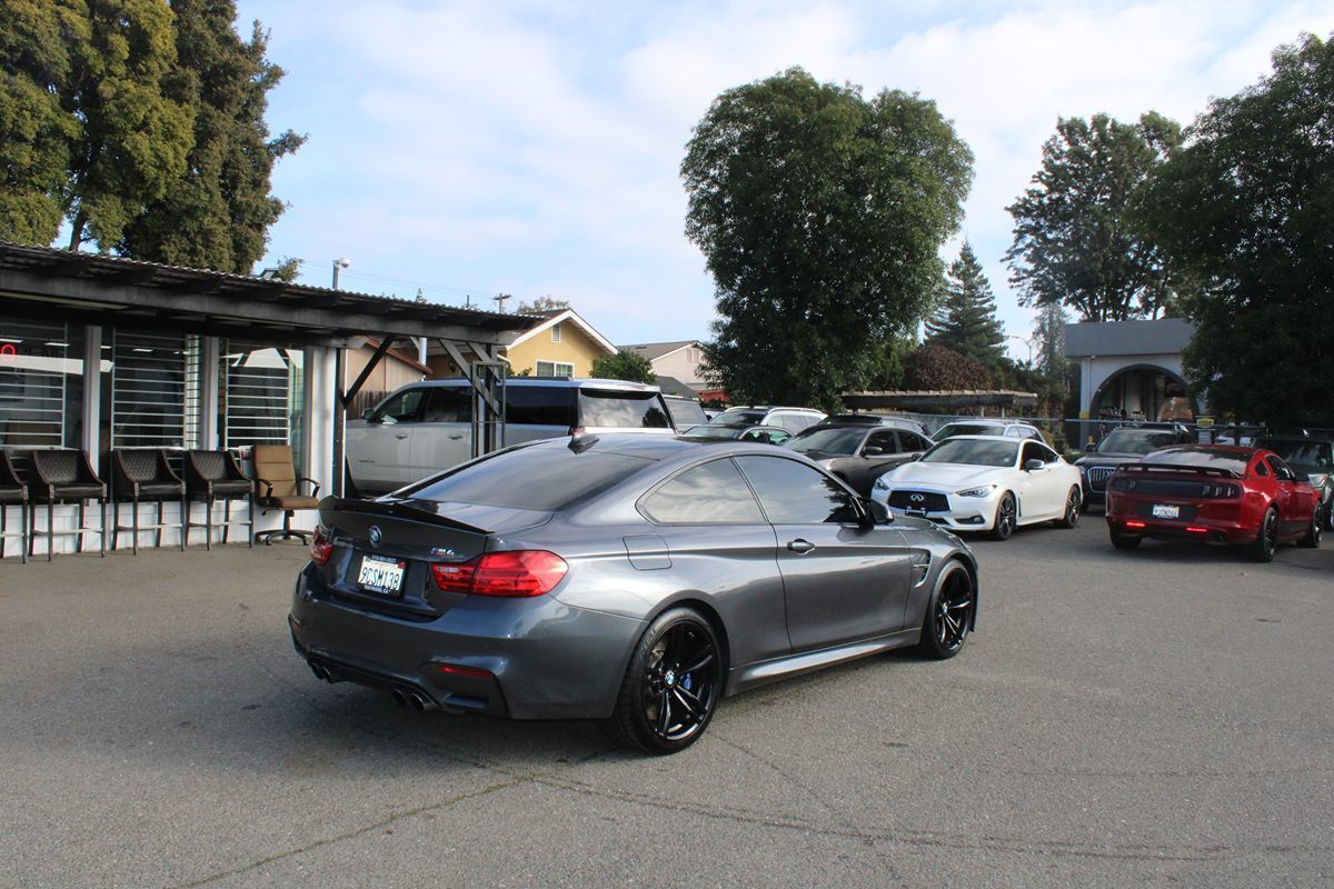2015 Bmw M4 photo 2