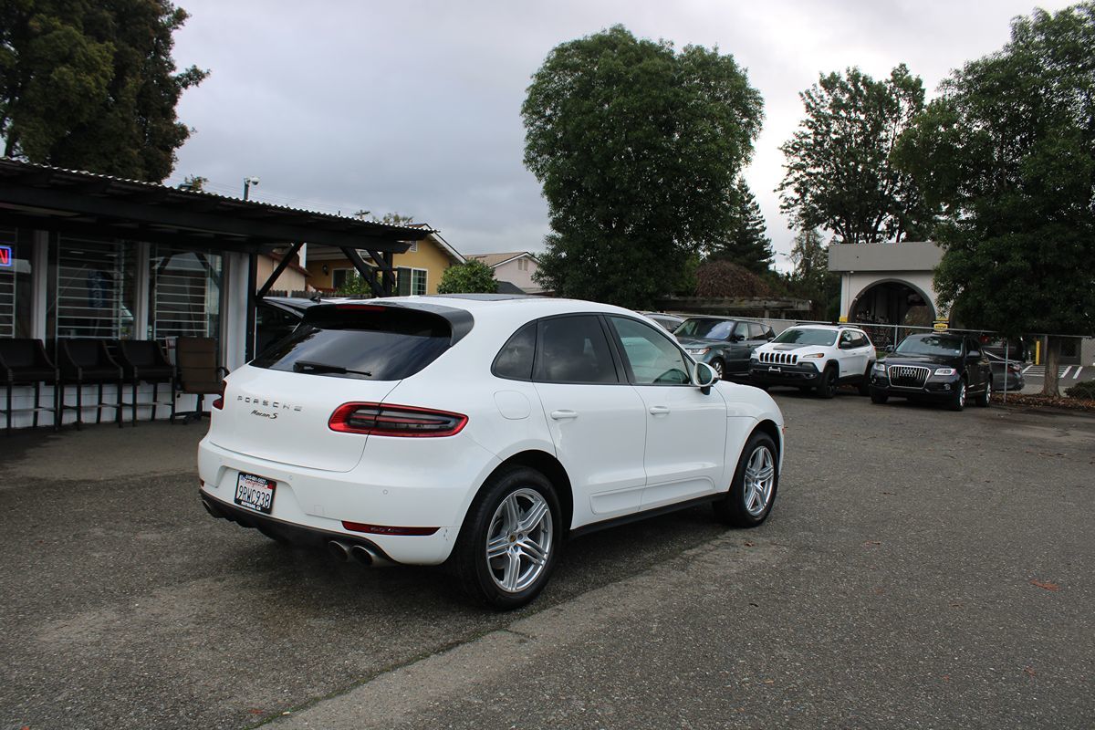 2015 Porsche Macan S - Photo 8