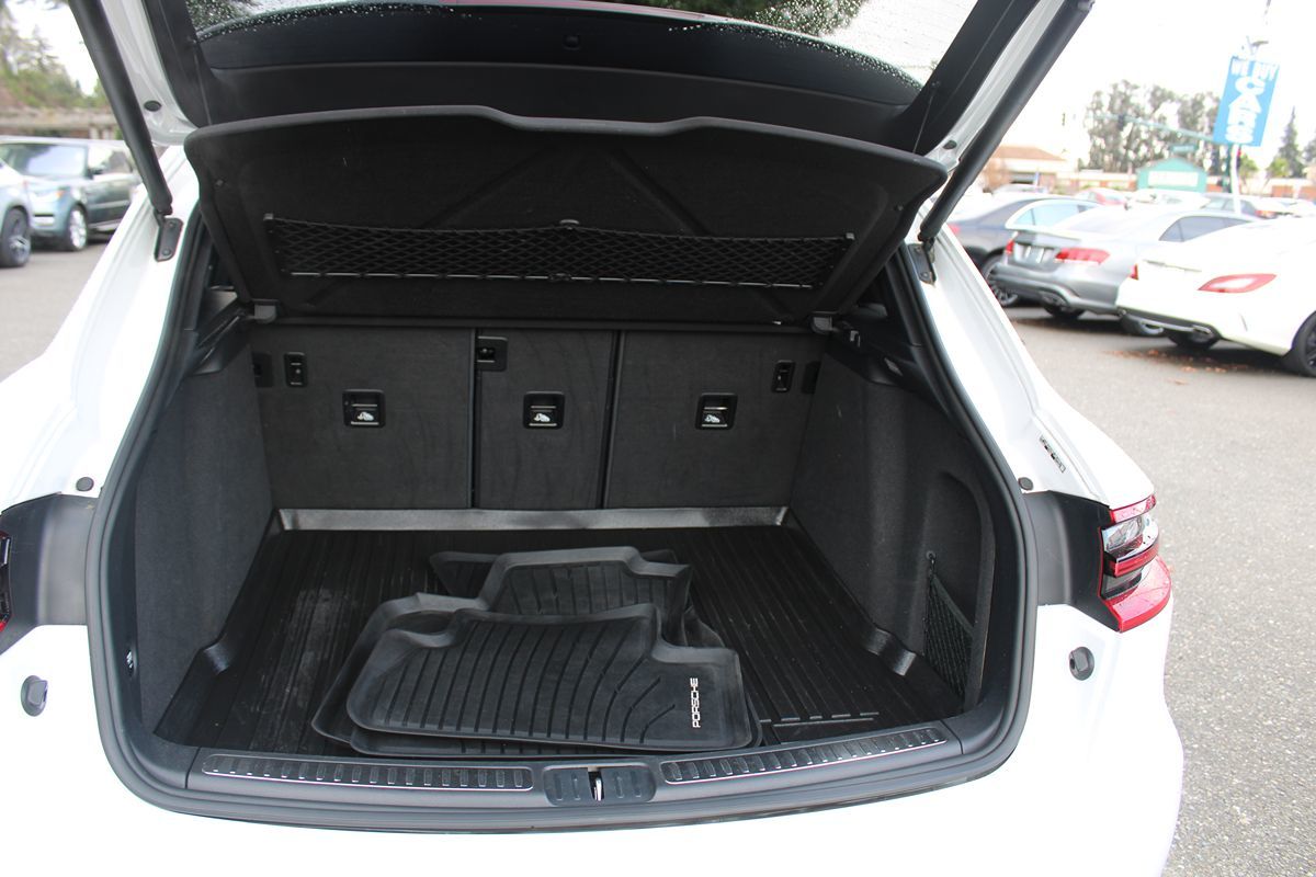2015 Porsche Macan S - Photo 18
