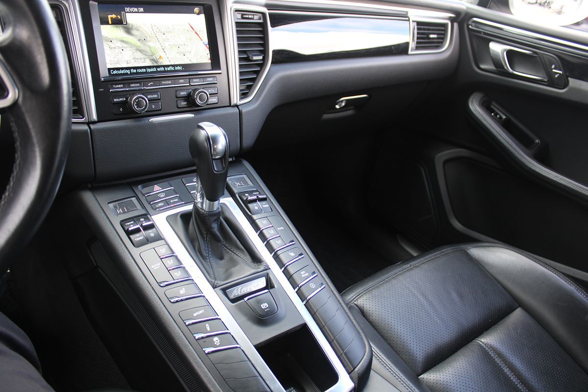 2015 Porsche Macan S - Photo 11