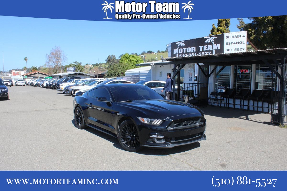 2017 Ford Mustang GT Coupe Premium's photo