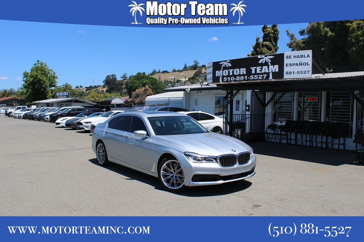 2019 BMW 7 Series 750i's photo