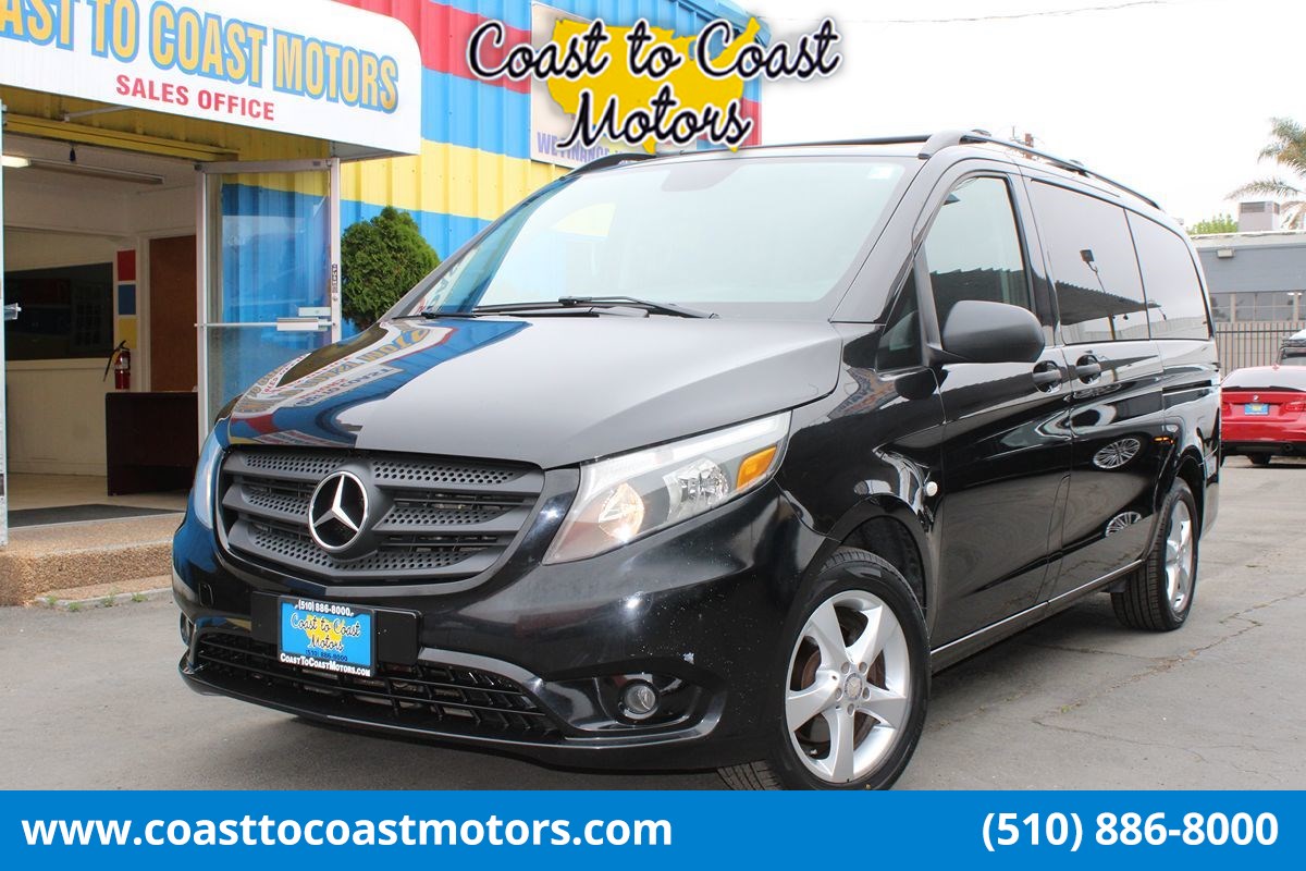 2016 Mercedes-Benz Metris Passenger Van