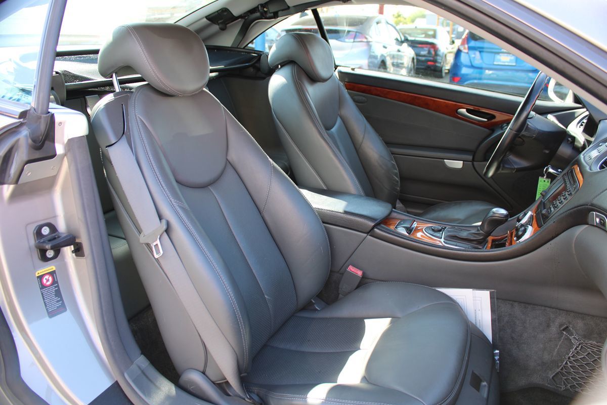 2004 Mercedes-Benz SL-Class SL500 - Photo 8