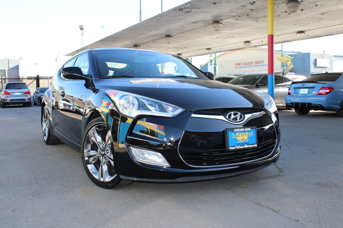2016 Hyundai Veloster Base - Photo 3