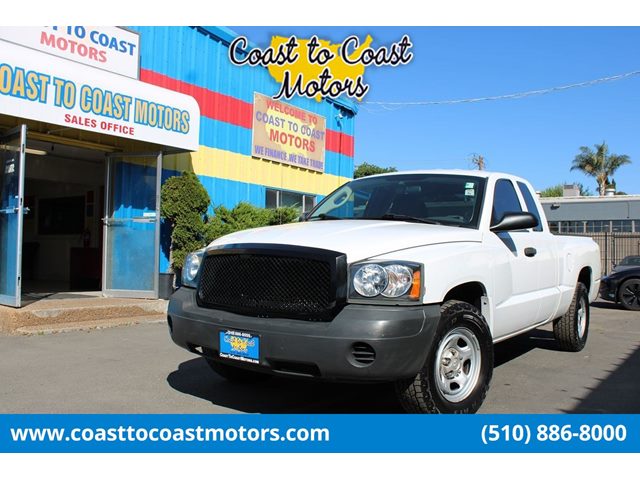 Bright White 2006 Dodge Dakota Pickup Truck Rear-Wheel Drive Automatic