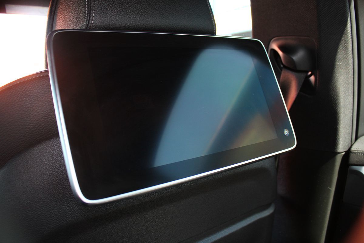 BMW 5 Series photo 17