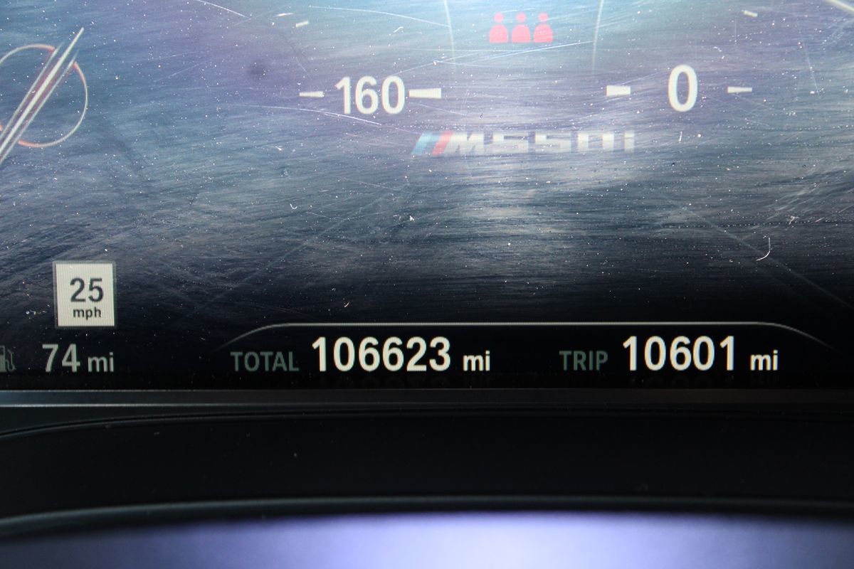 BMW 5 Series photo 21