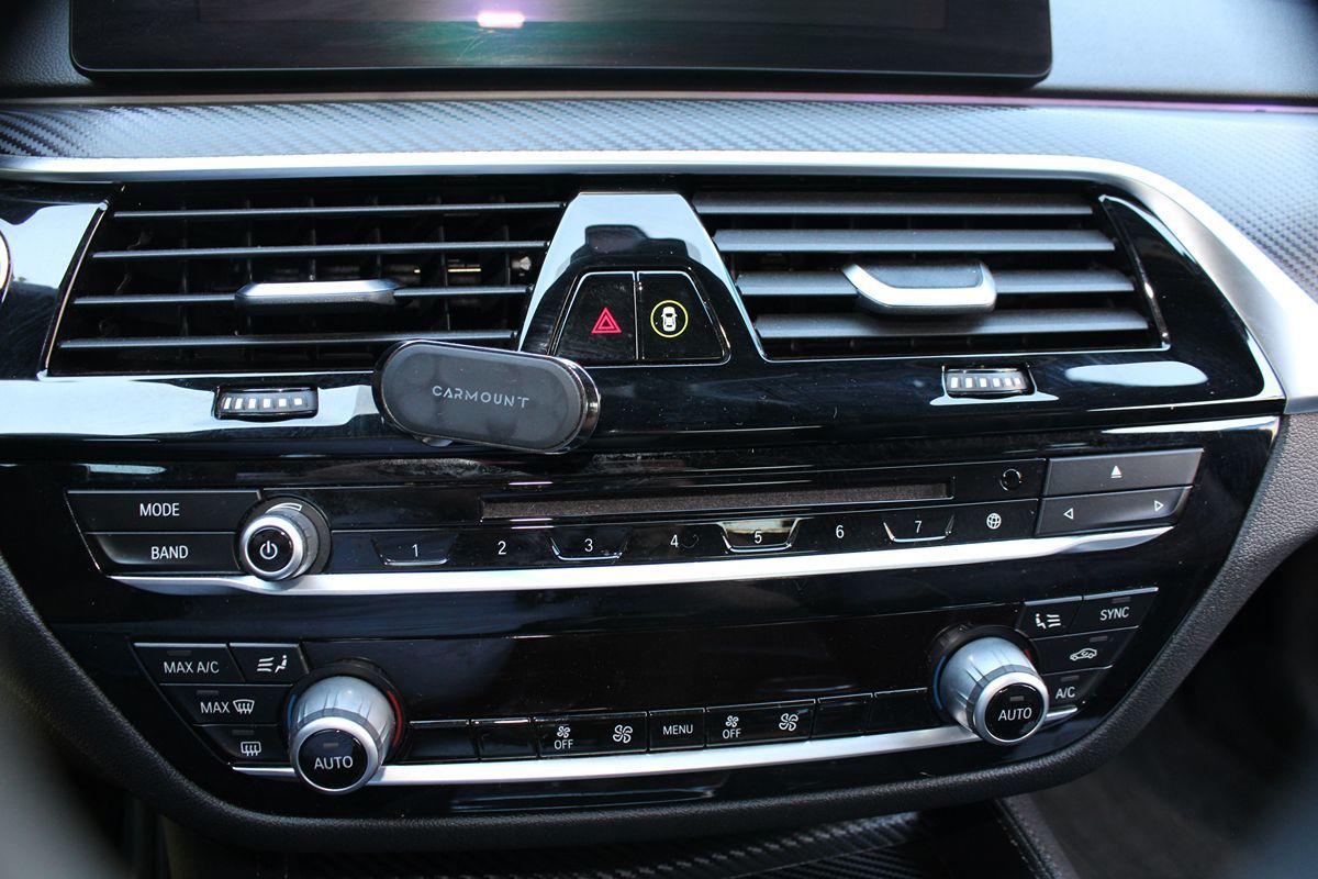 BMW 5 Series photo 23