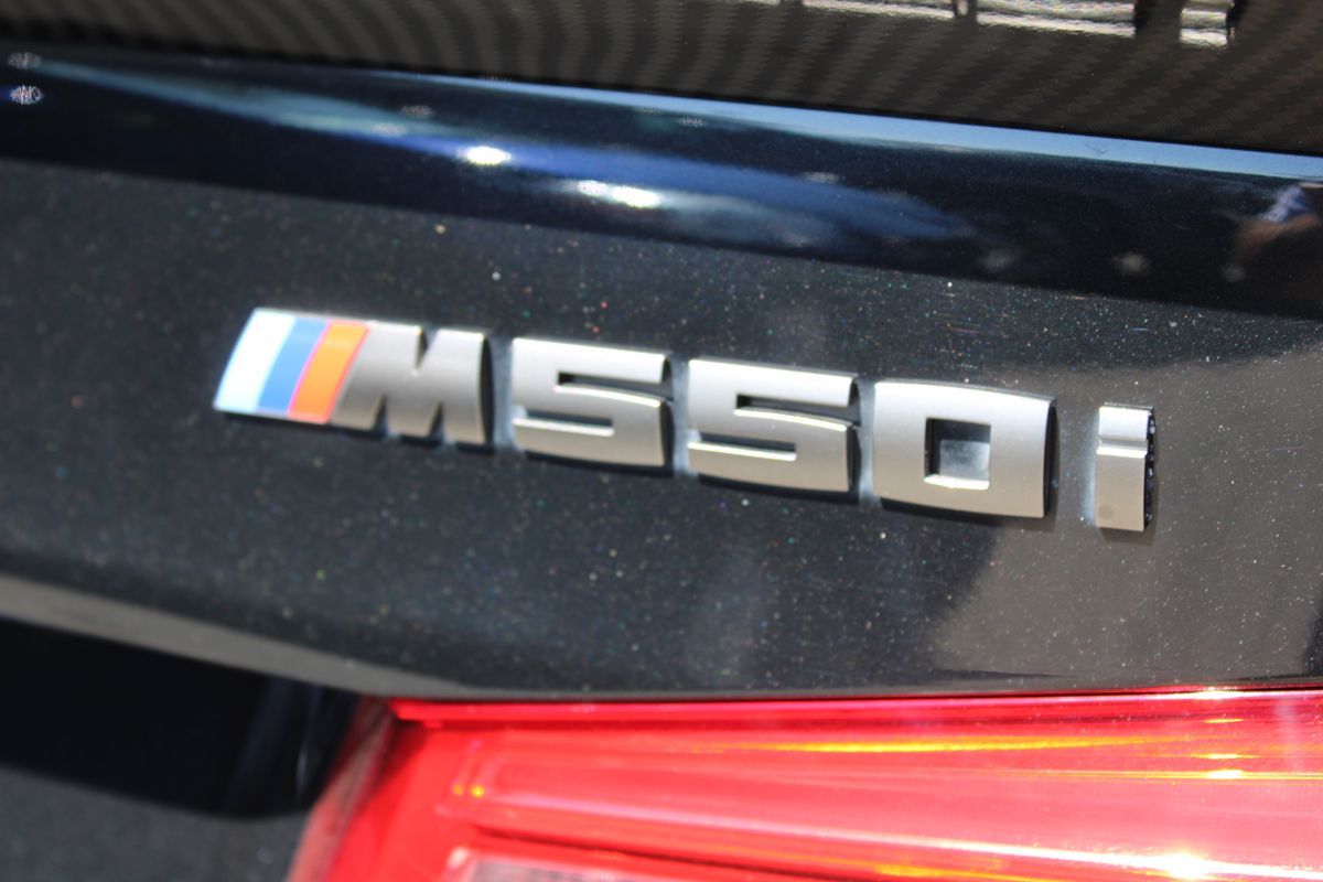 BMW 5 Series photo 36