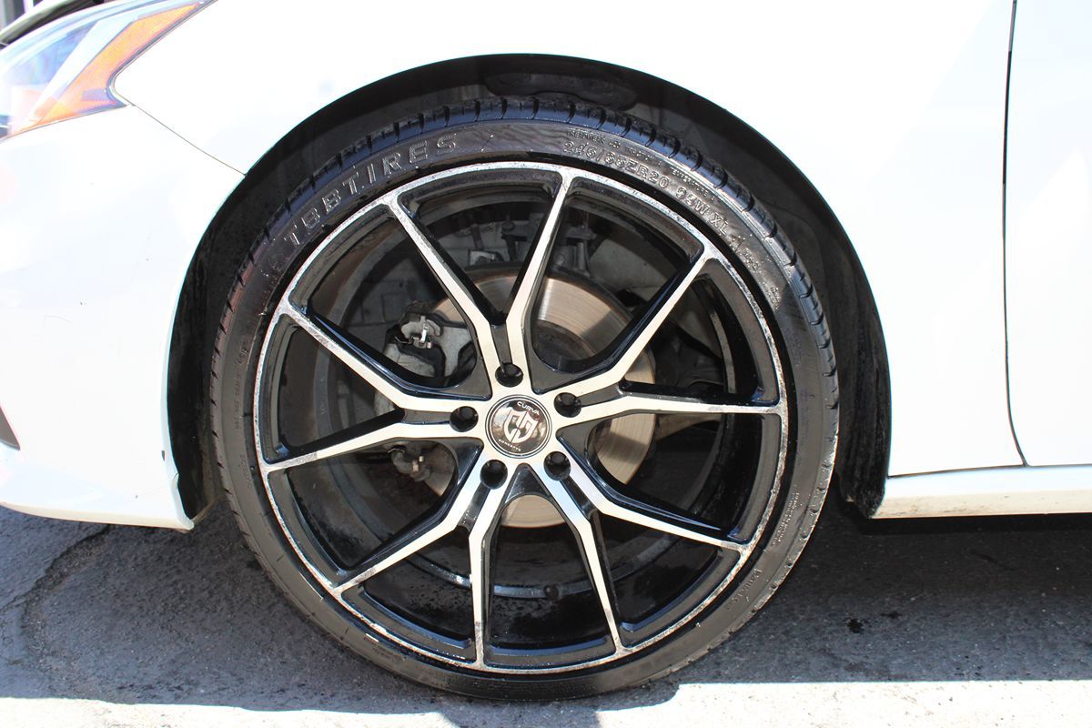 Nissan Altima photo 4