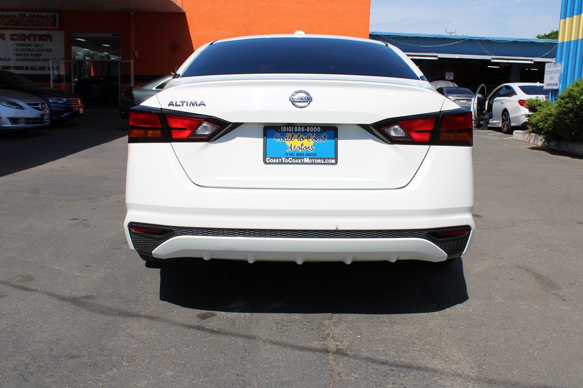 Nissan Altima photo 27