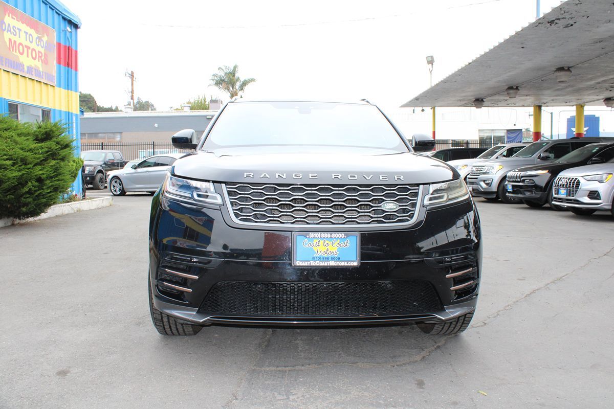 Land Rover Range Rover Velar photo 2