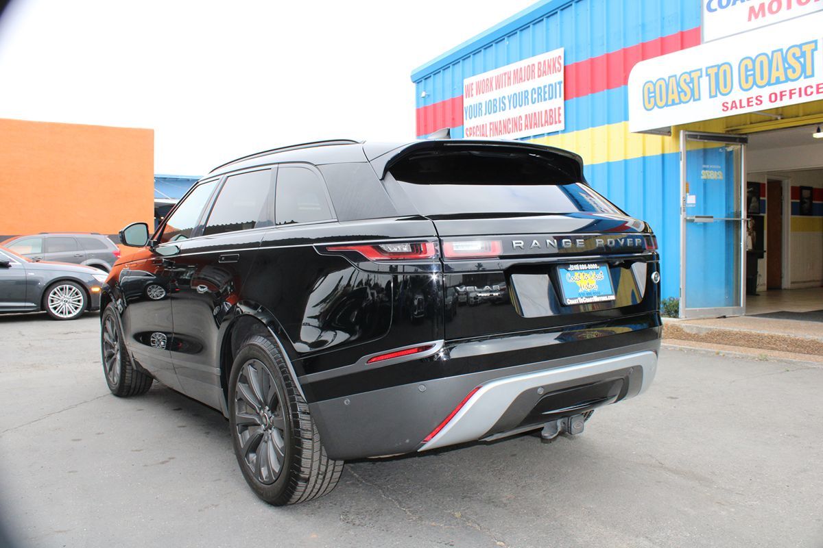 Land Rover Range Rover Velar photo 28