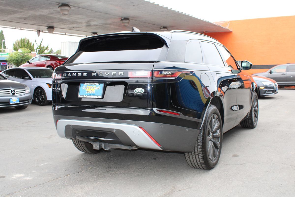 Land Rover Range Rover Velar photo 30