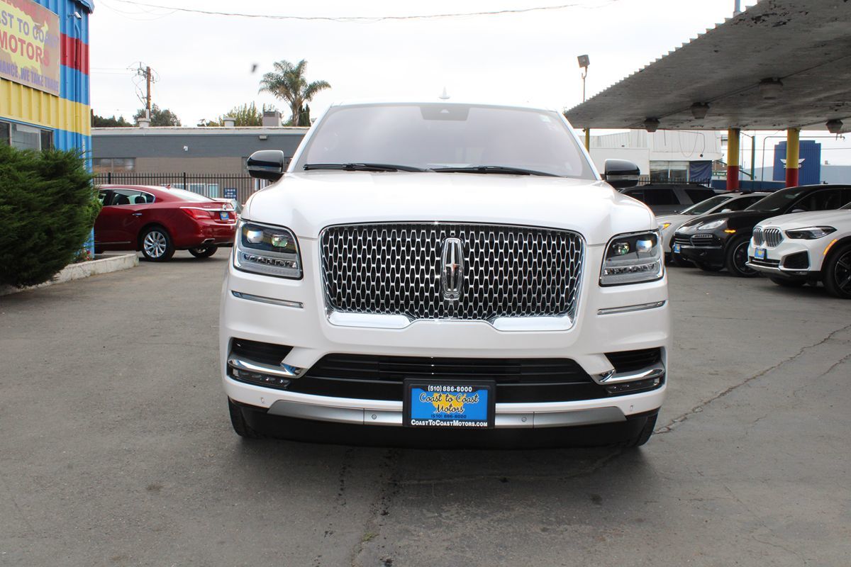 Lincoln Navigator photo 2