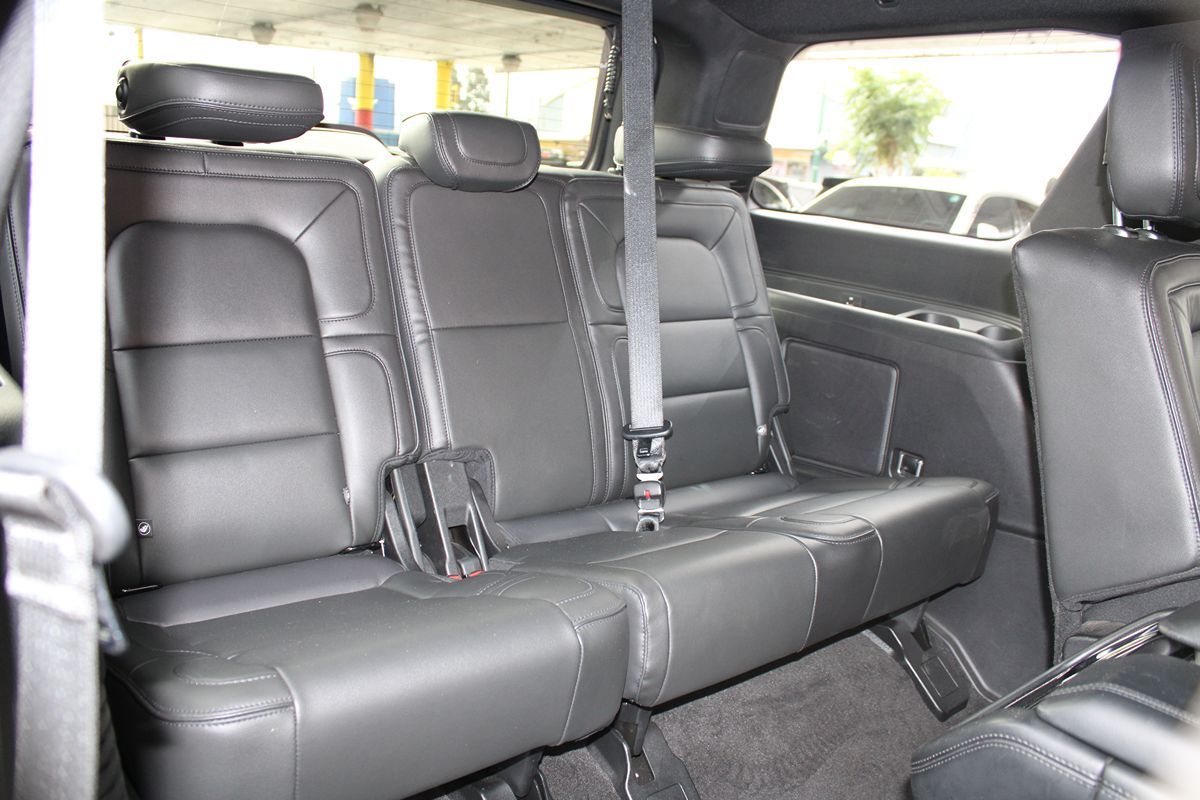 Lincoln Navigator photo 13