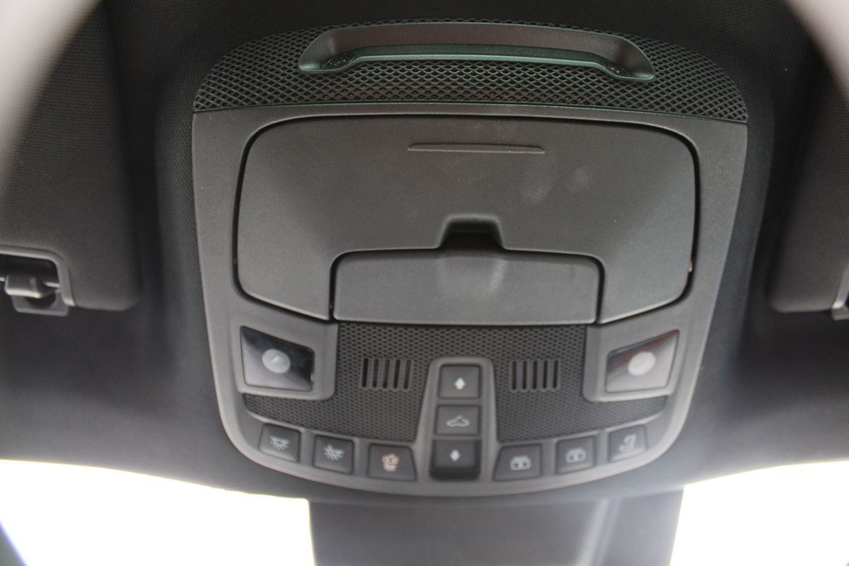 Lincoln Navigator photo 30