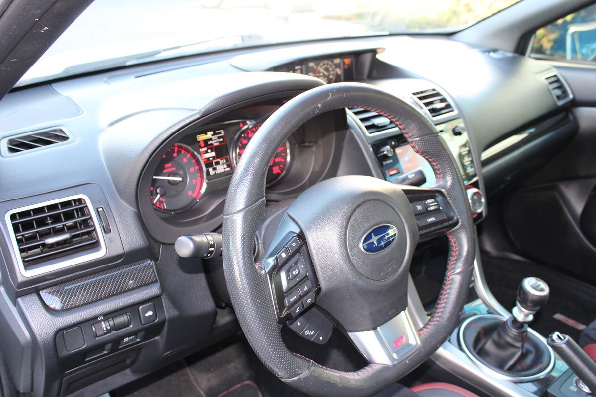 Subaru WRX photo 8