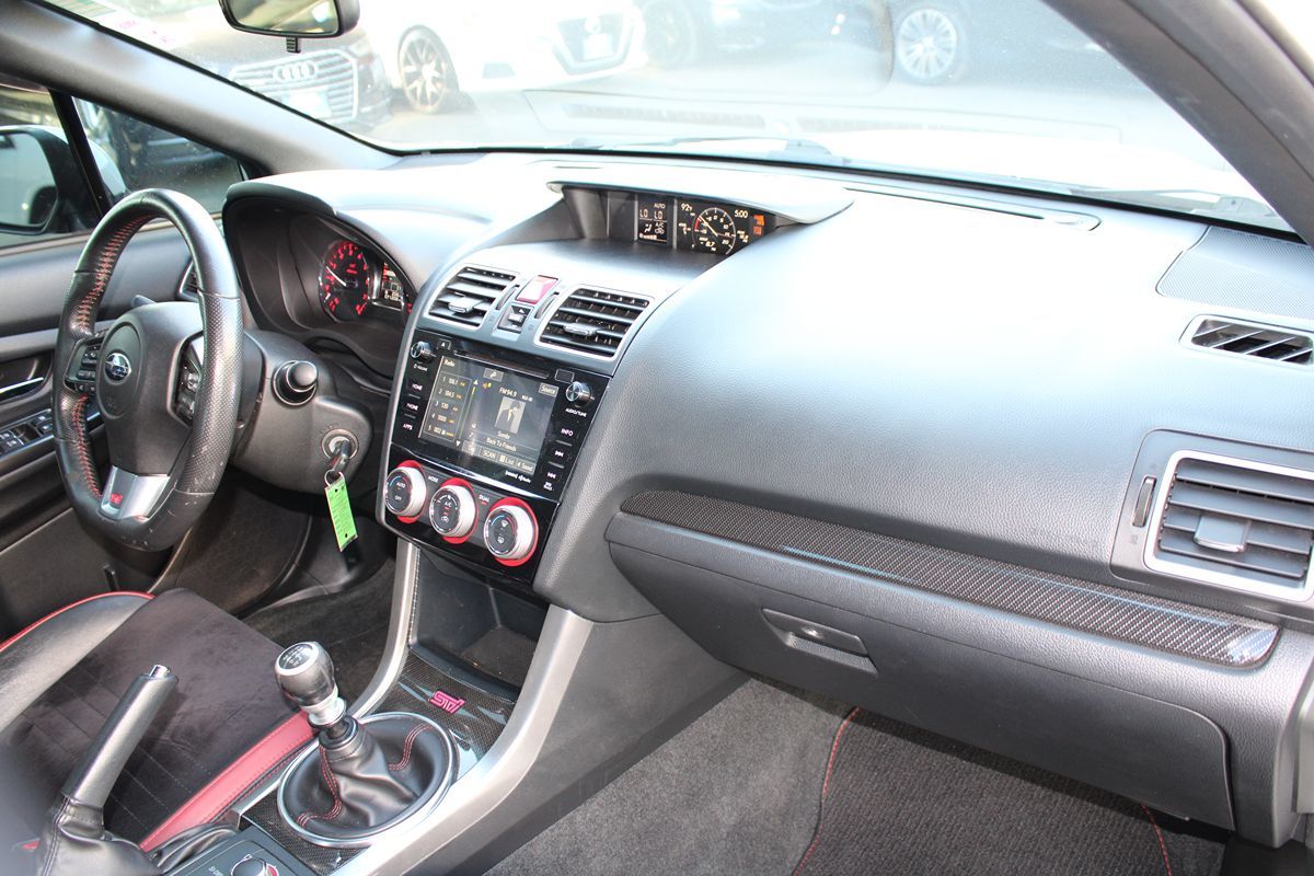 Subaru WRX photo 13