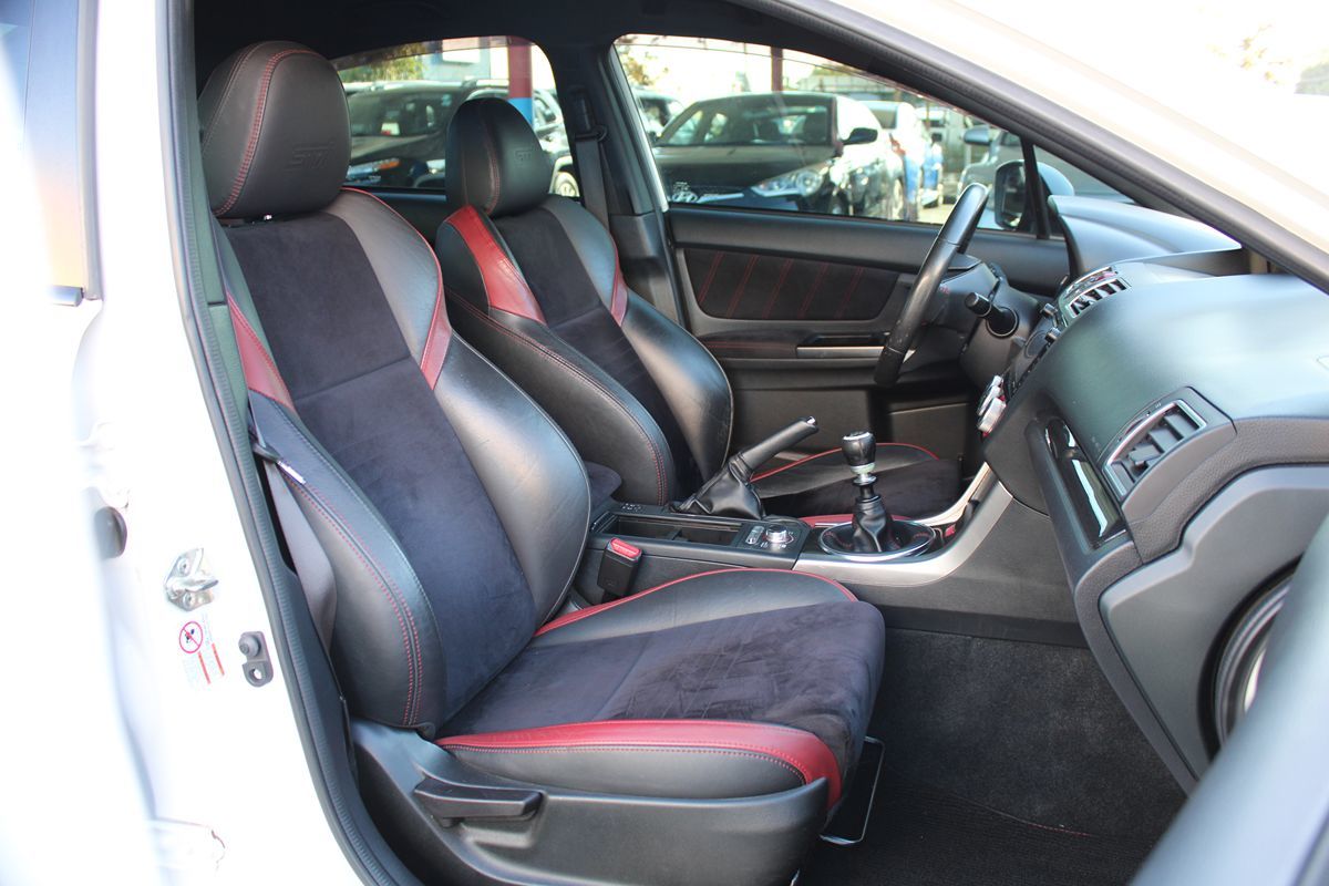 Subaru WRX photo 14