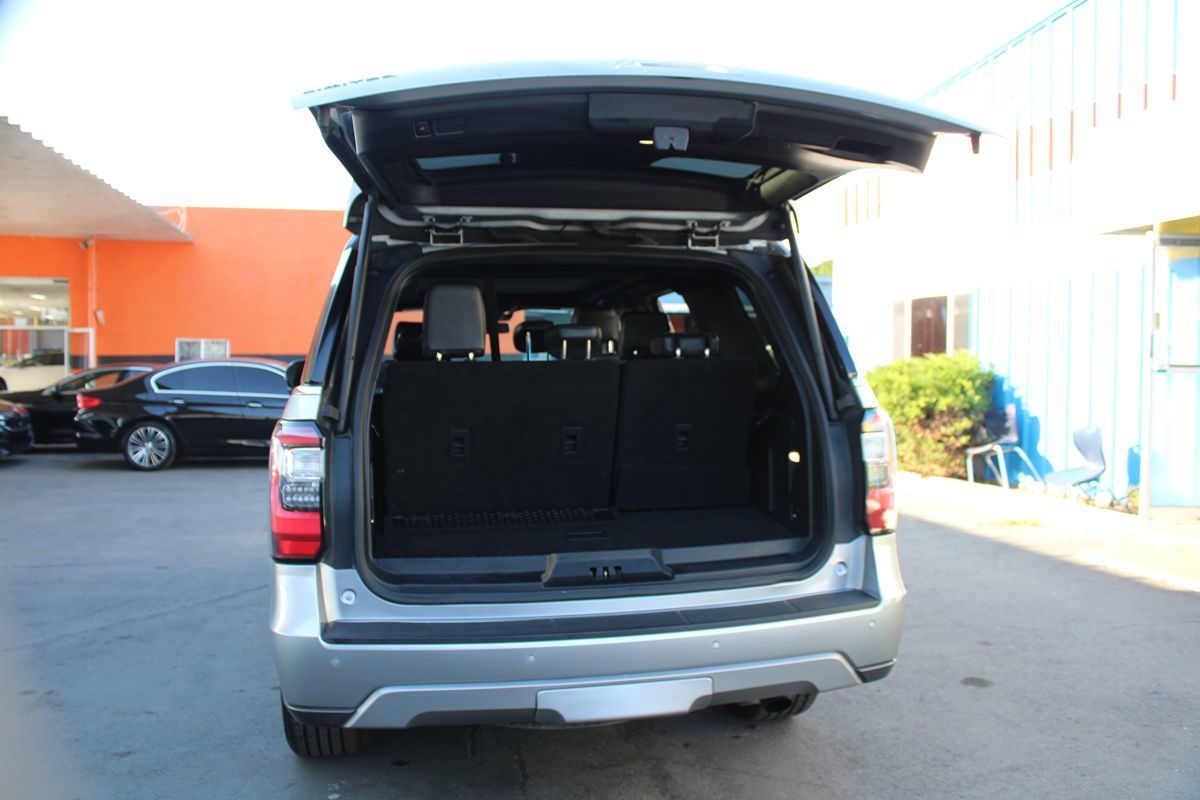 Ford Expedition photo 33