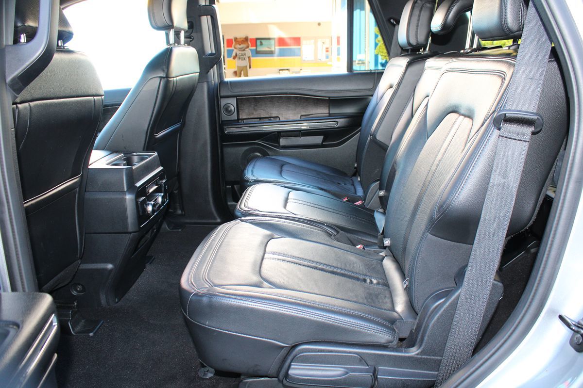 Ford Expedition photo 7