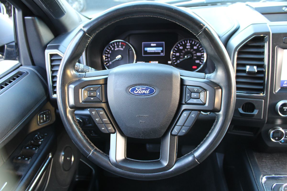 Ford Expedition photo 11