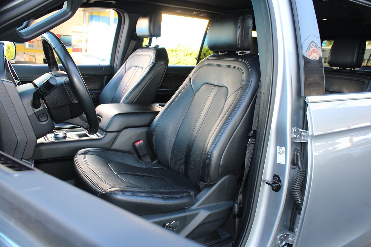 Ford Expedition photo 10
