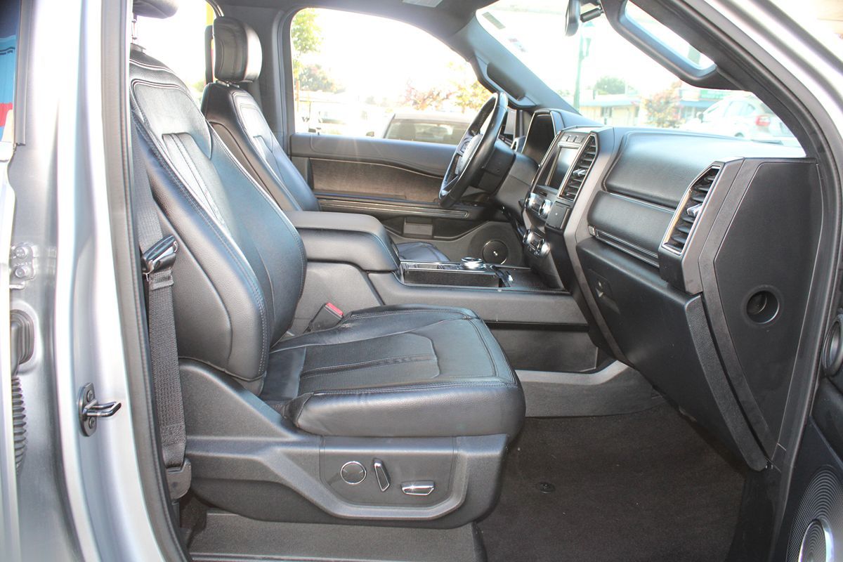 Ford Expedition photo 14