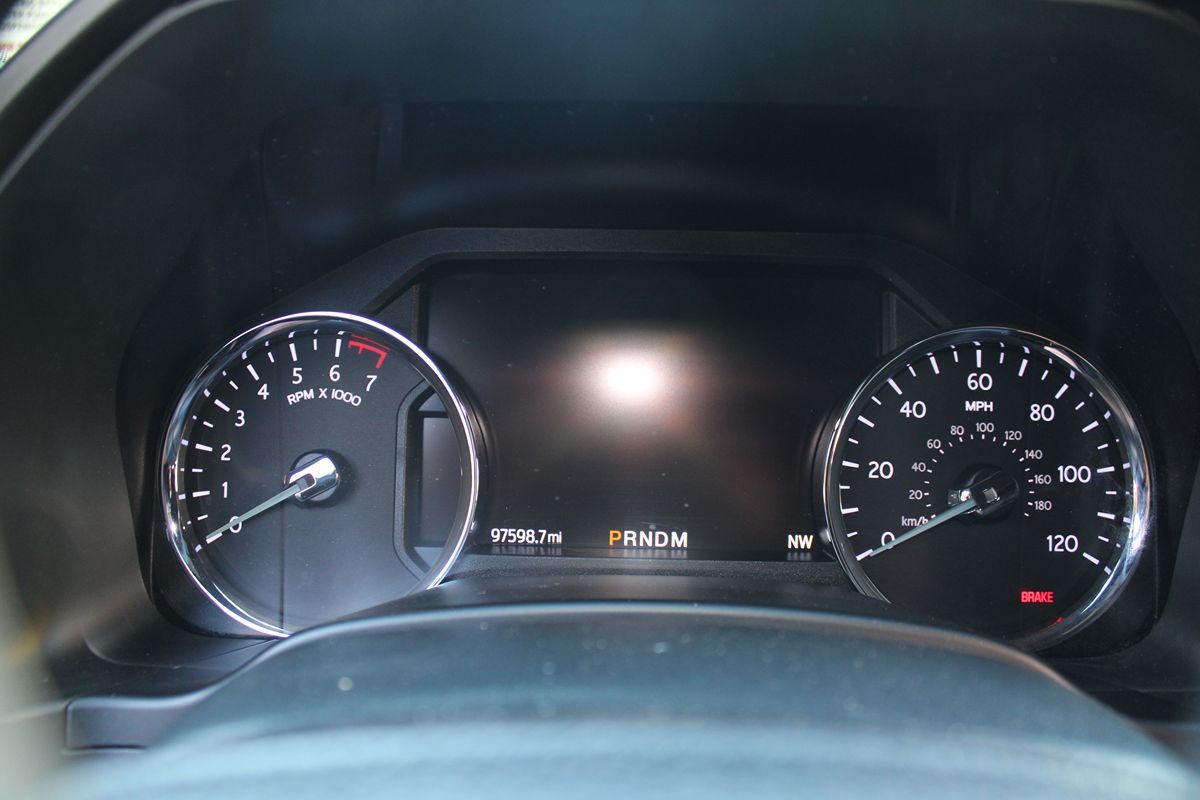 Ford Expedition photo 19
