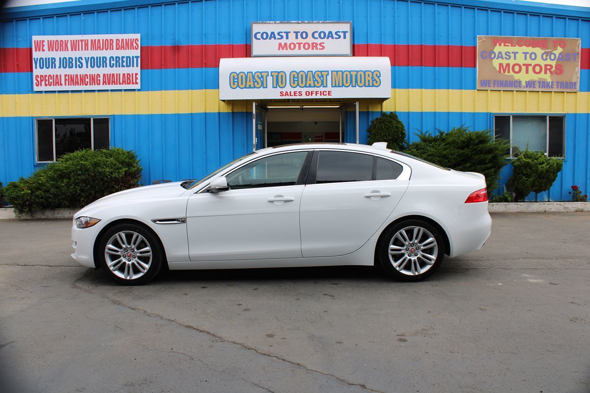 Jaguar XE photo 24