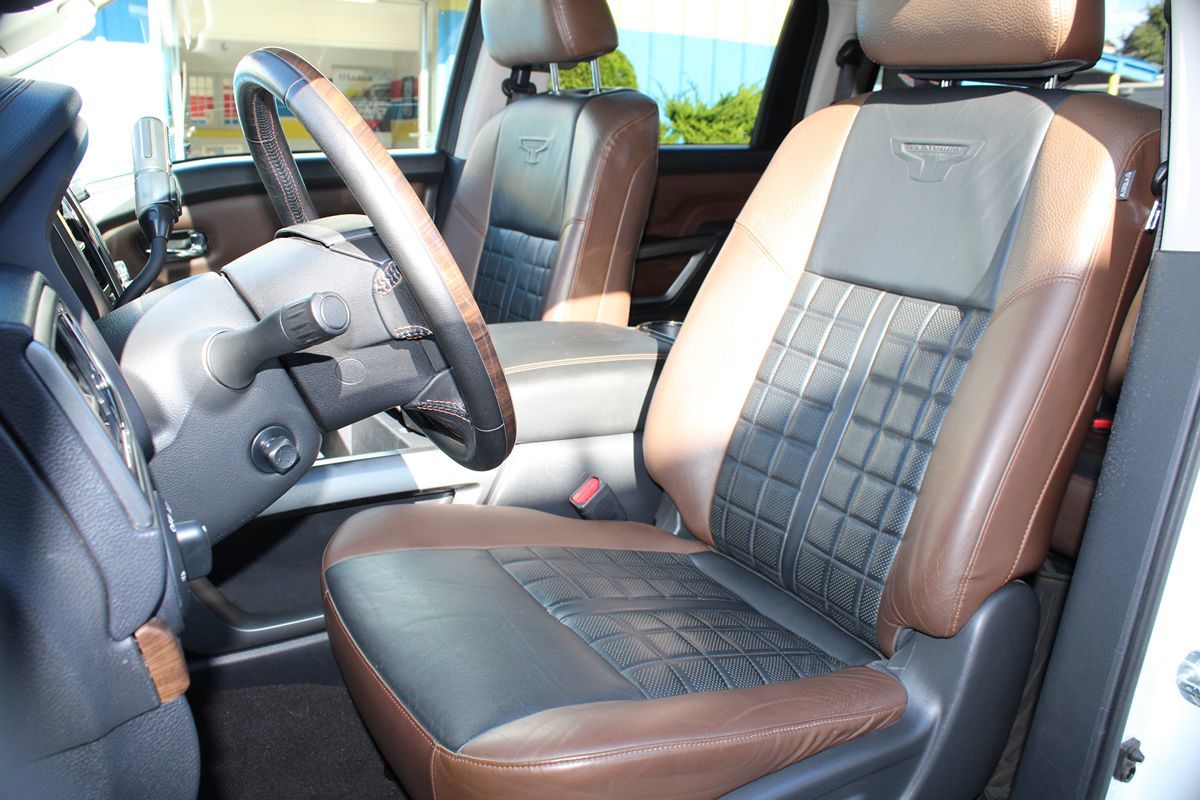 Nissan Titan photo 9