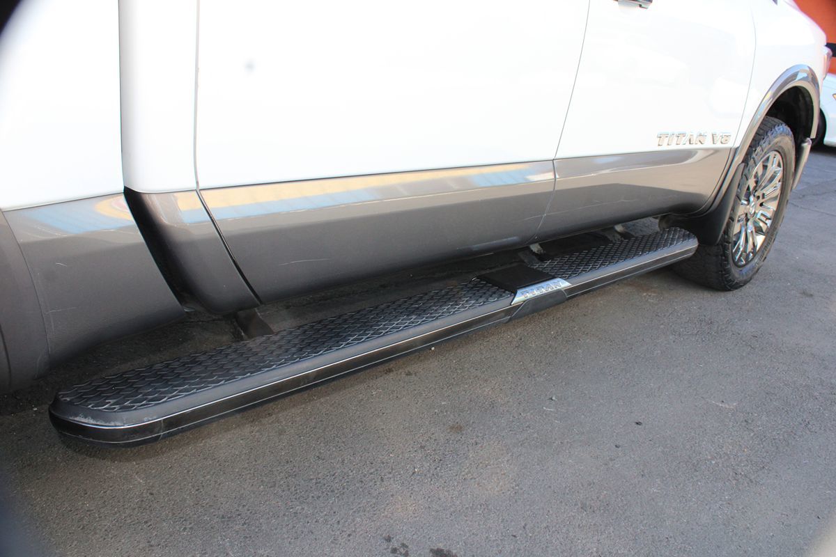 Nissan Titan photo 34