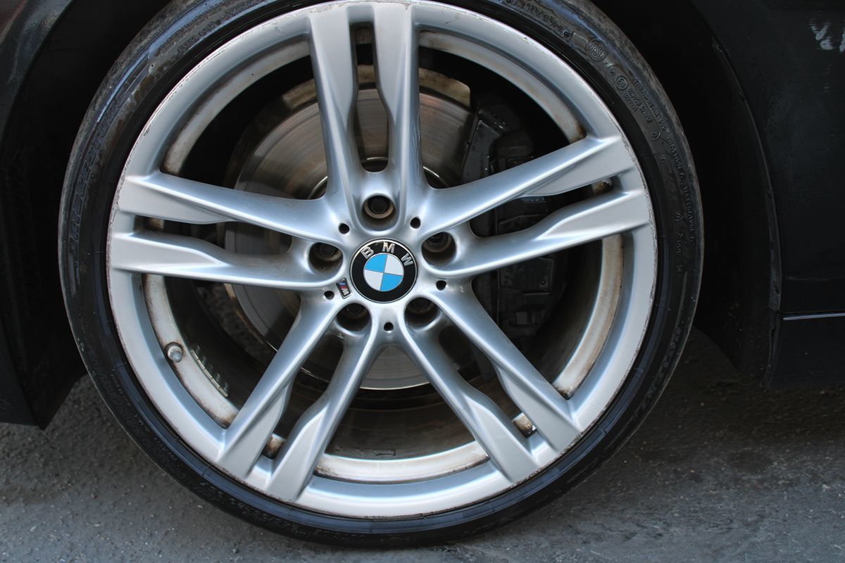 BMW 6 Series photo 4