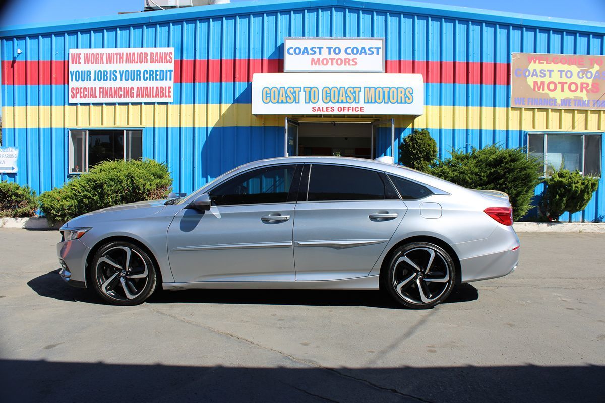 Honda Accord photo 25