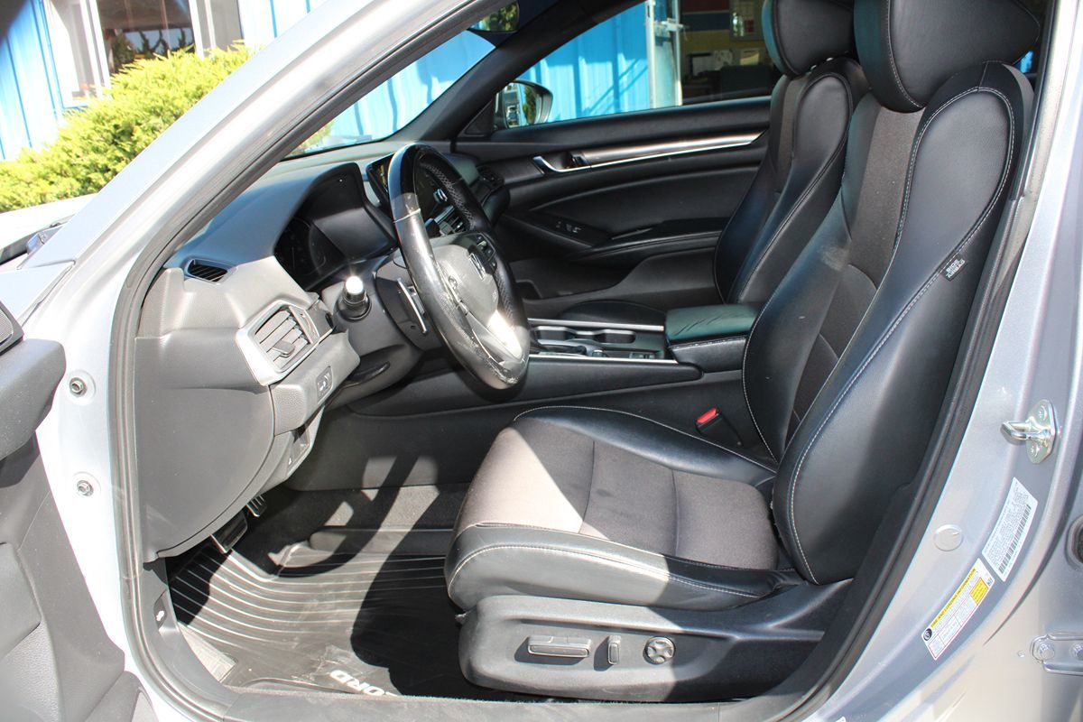 Honda Accord photo 7