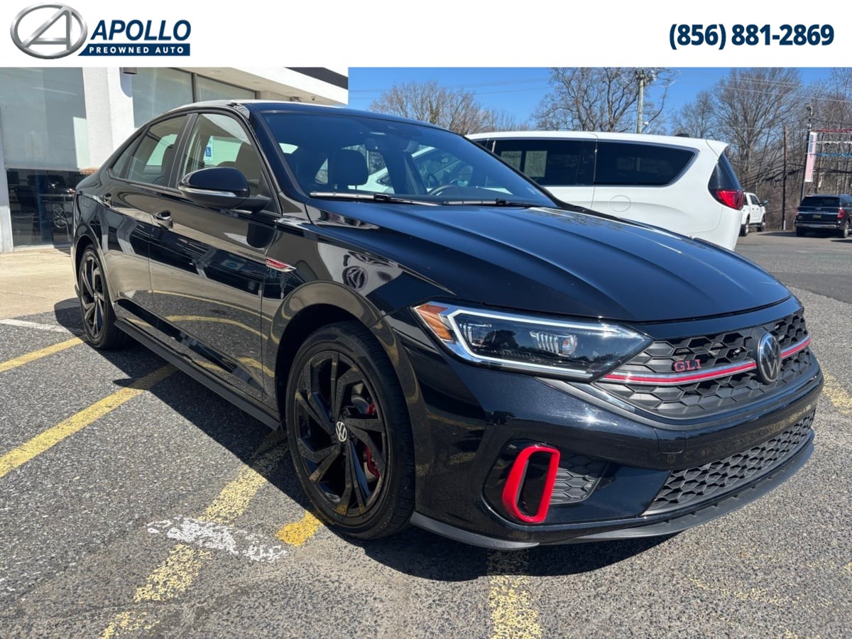 2024 Volkswagen Jetta GLI Autobahn photo 3