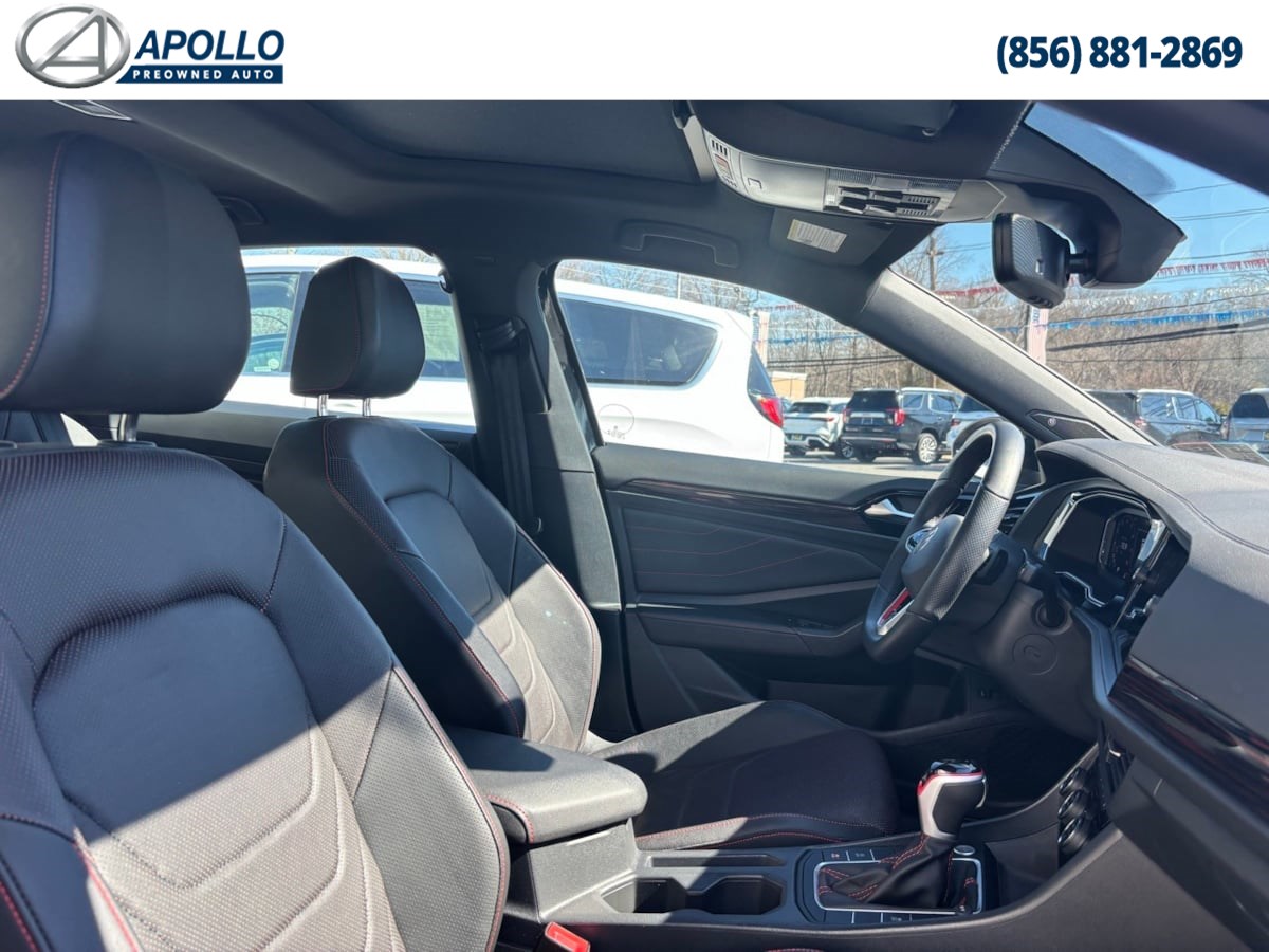 2024 Volkswagen Jetta GLI Autobahn photo 16