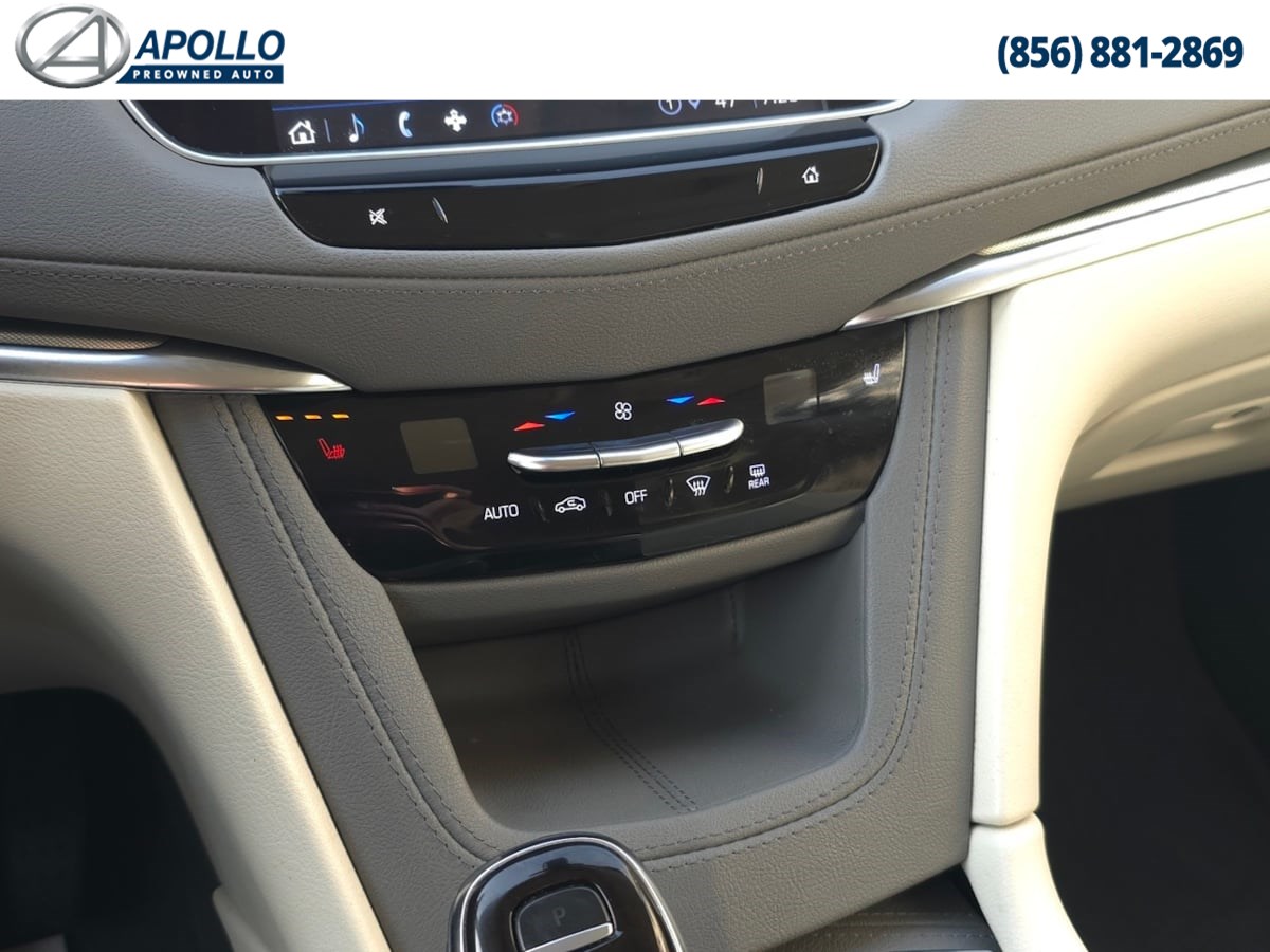 2022 Cadillac XT5 Premium Luxury photo 14