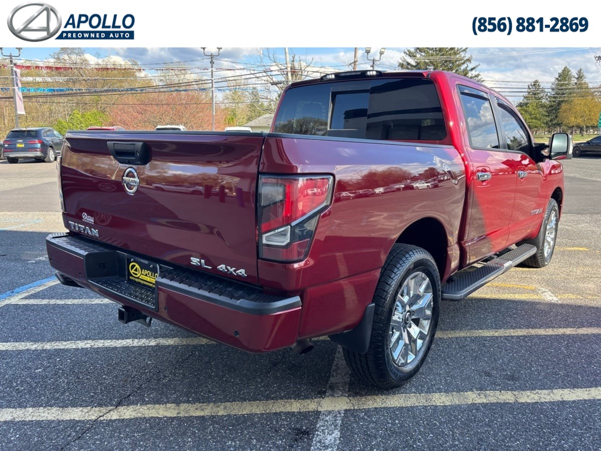 2021 Nissan Titan SL photo 4
