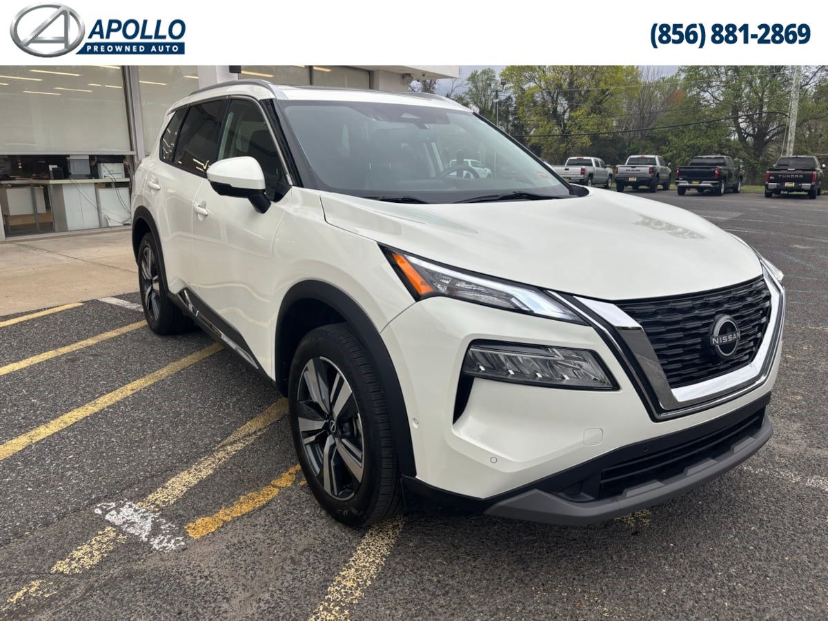 2023 Nissan Rogue SL photo 3