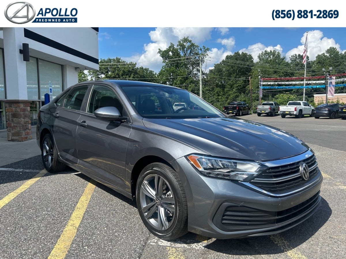 2024 Volkswagen Jetta SE photo 3