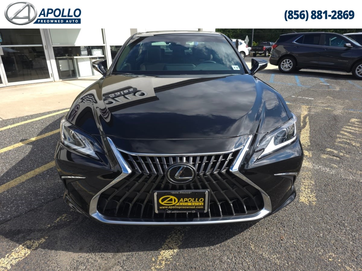 2022 Lexus ES 350 photo 2