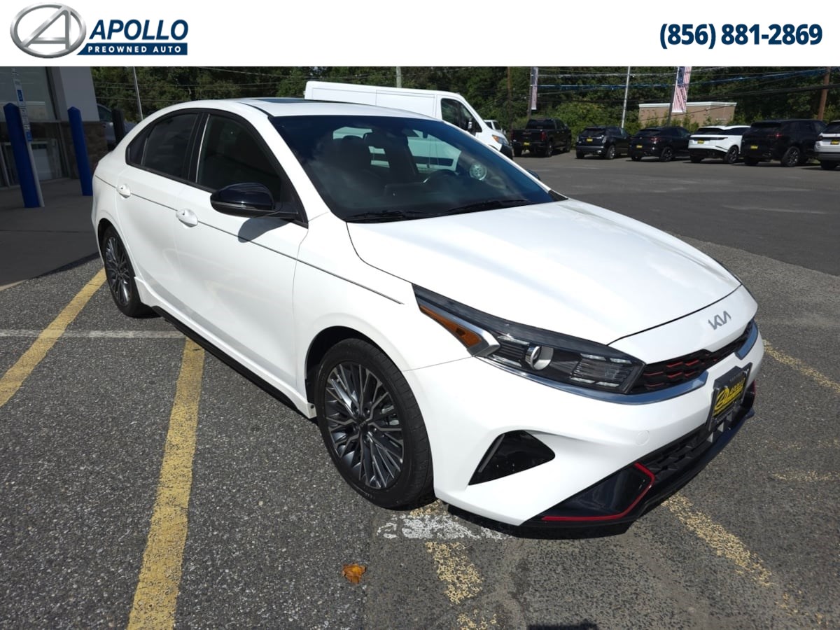 2022 Kia Forte GT-Line photo 2