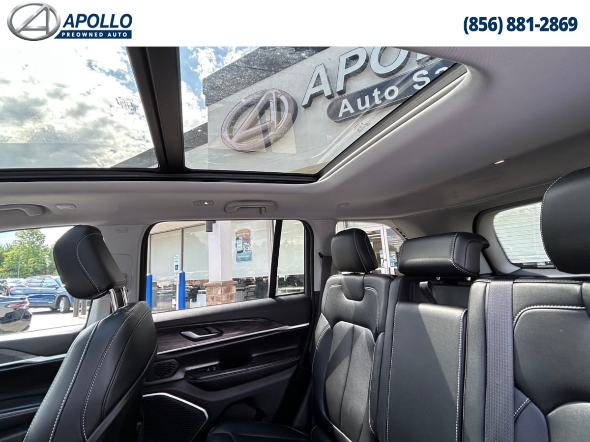 2023 Jeep Cherokee 4xe photo 19