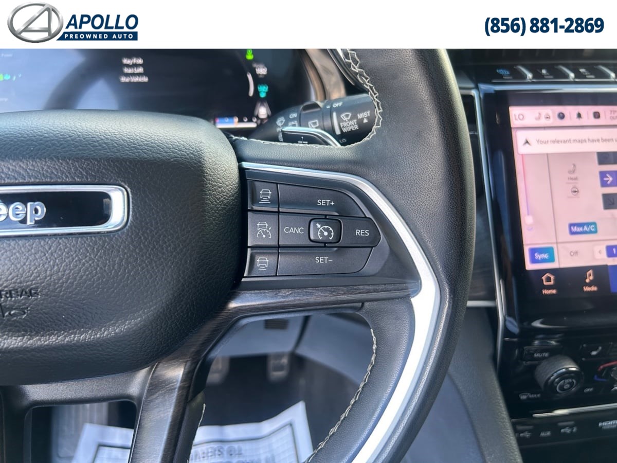 2023 Jeep Cherokee 4xe photo 8