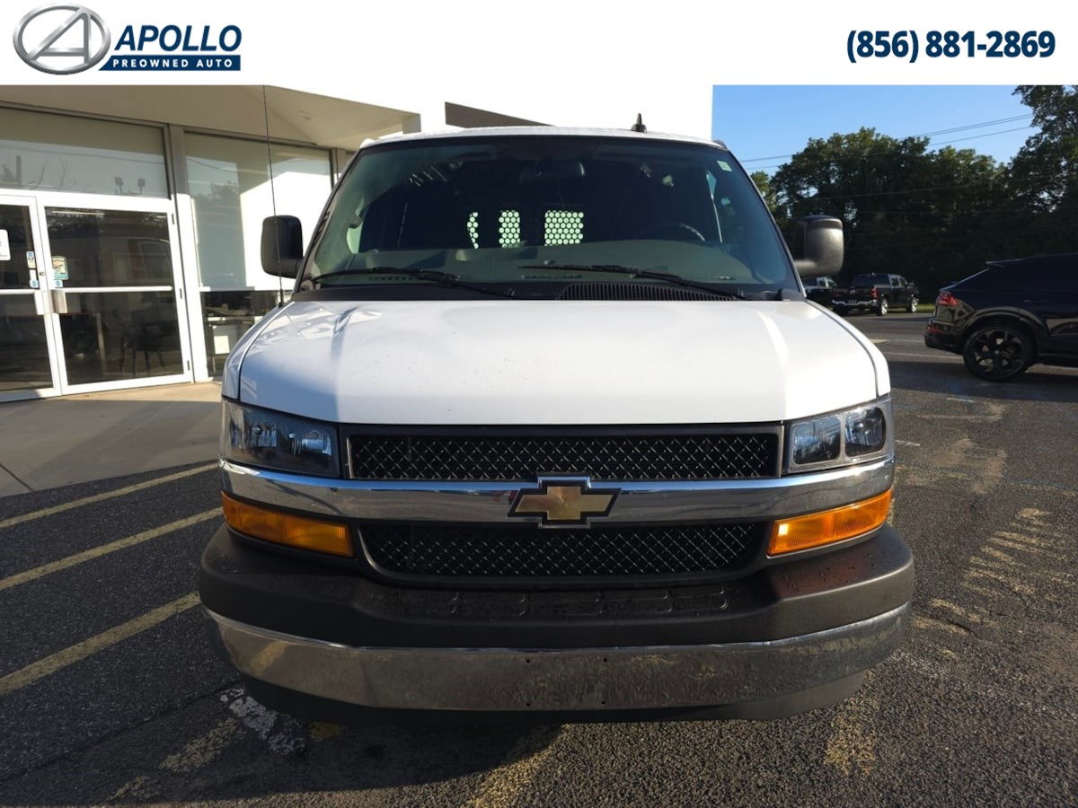 2023 Chevrolet Express Cargo Van photo 2